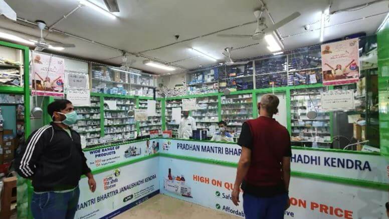 Pradhan Mantri Bhartiya Janaushadhi Pariyojana (PMBJP) : Medicines are available at moderate prices at Pradhan Mantri Jan Medicine Centers!